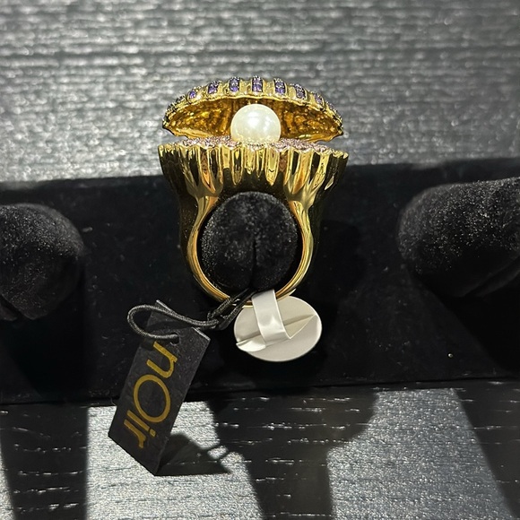 14KT Gold Plated Clamshell with Pearl Scallop Surprise Cocktail Statement Ring - Picture 4 of 10